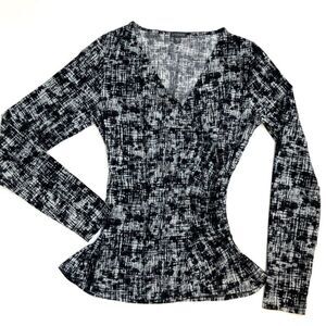 LILLA P Small Grey Black White V-Neck Wrap Ruched Fit & Flare Top